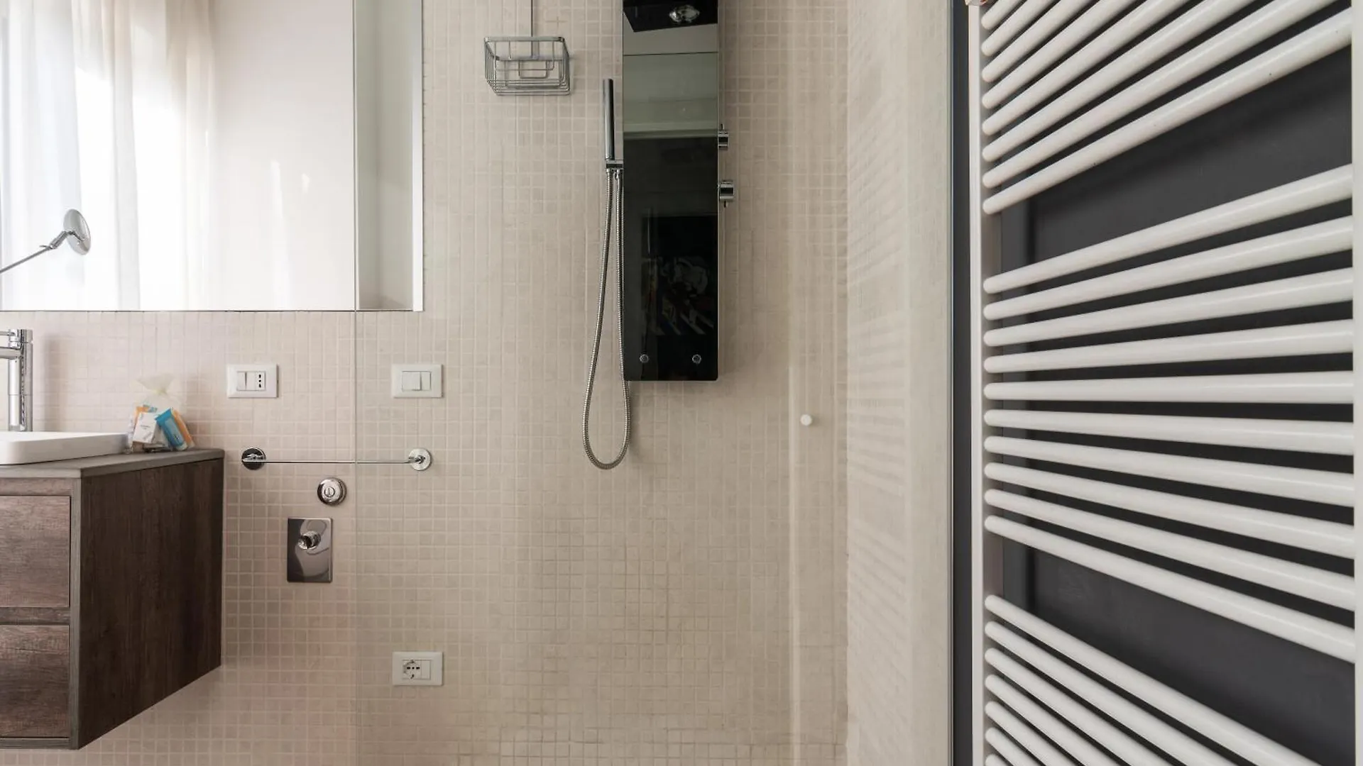 Favoloso Bilocale Con Terrazza Nel Cuore Di Milano Apartment